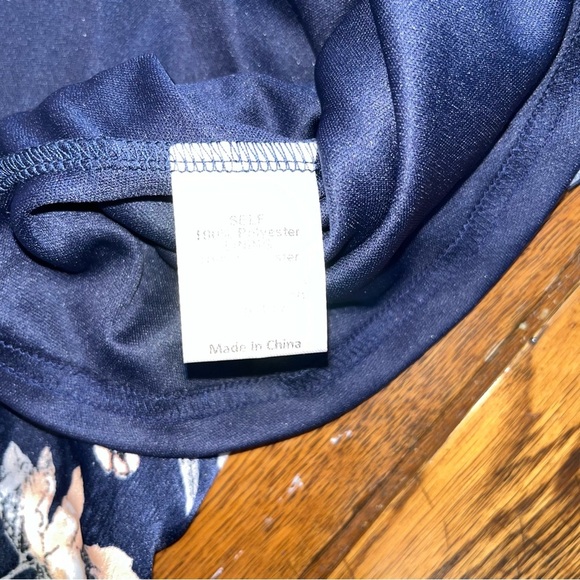 Mod Ref Swing Tank MediumNavy Preach Floral - Picture 2 of 6